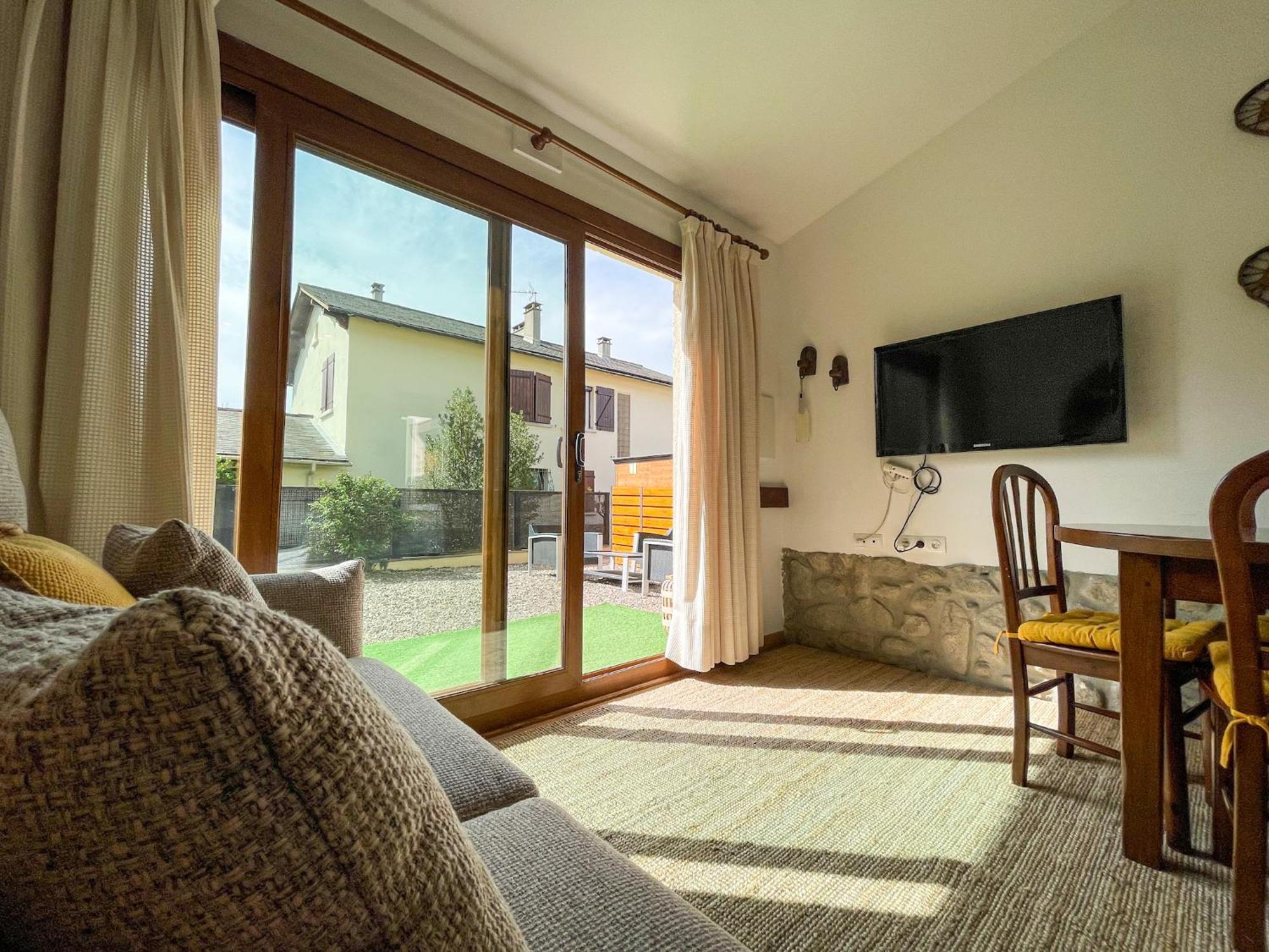 Vila Bonita Casa. Gran Jardin. Con Wifi. Bourg-Madame Exteriér fotografie